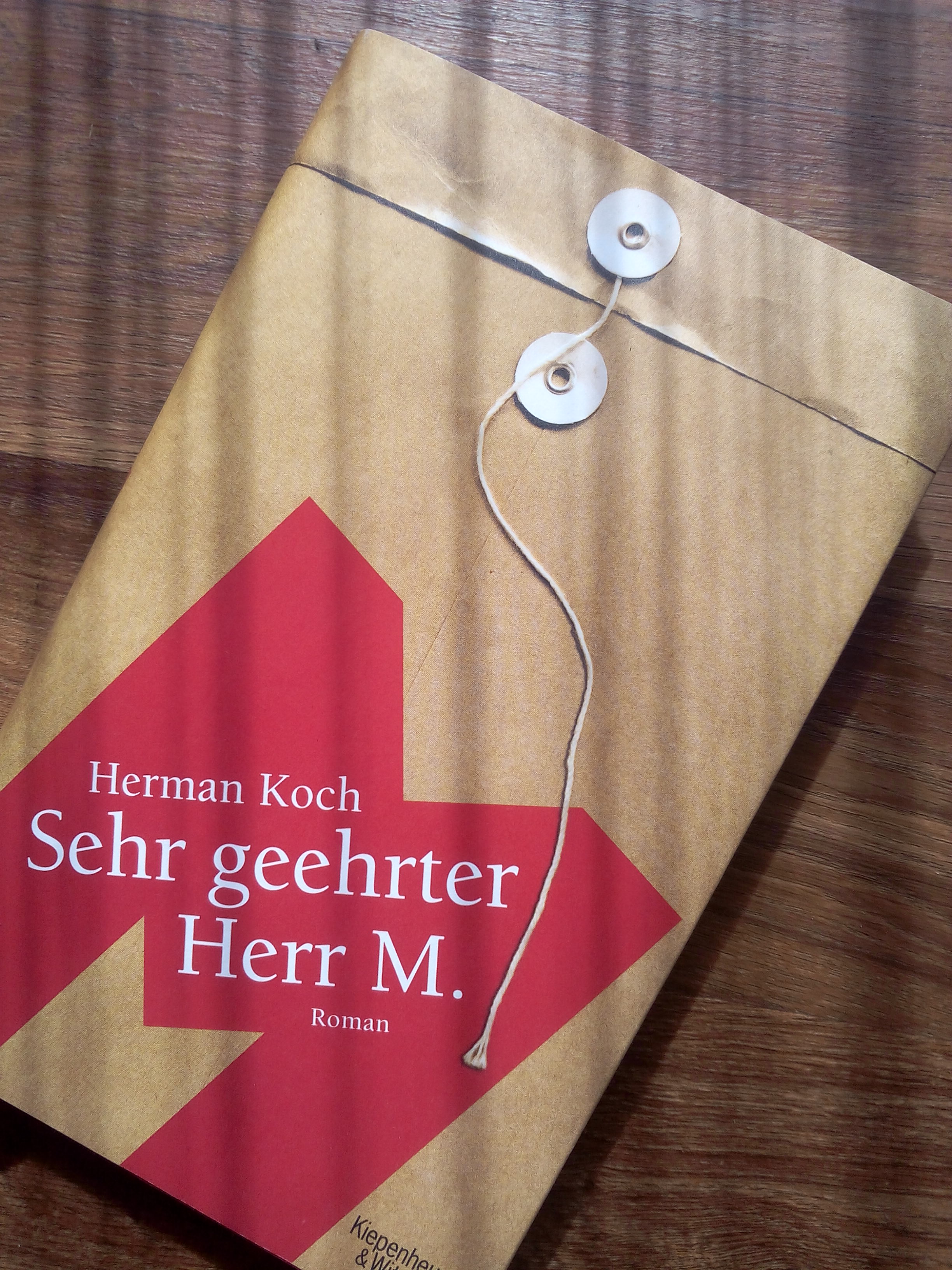 [BücherinBüchern] Wie viel Fiktion steck in einer wahren Begebenheit?: "Sehr geehrter Herr M."