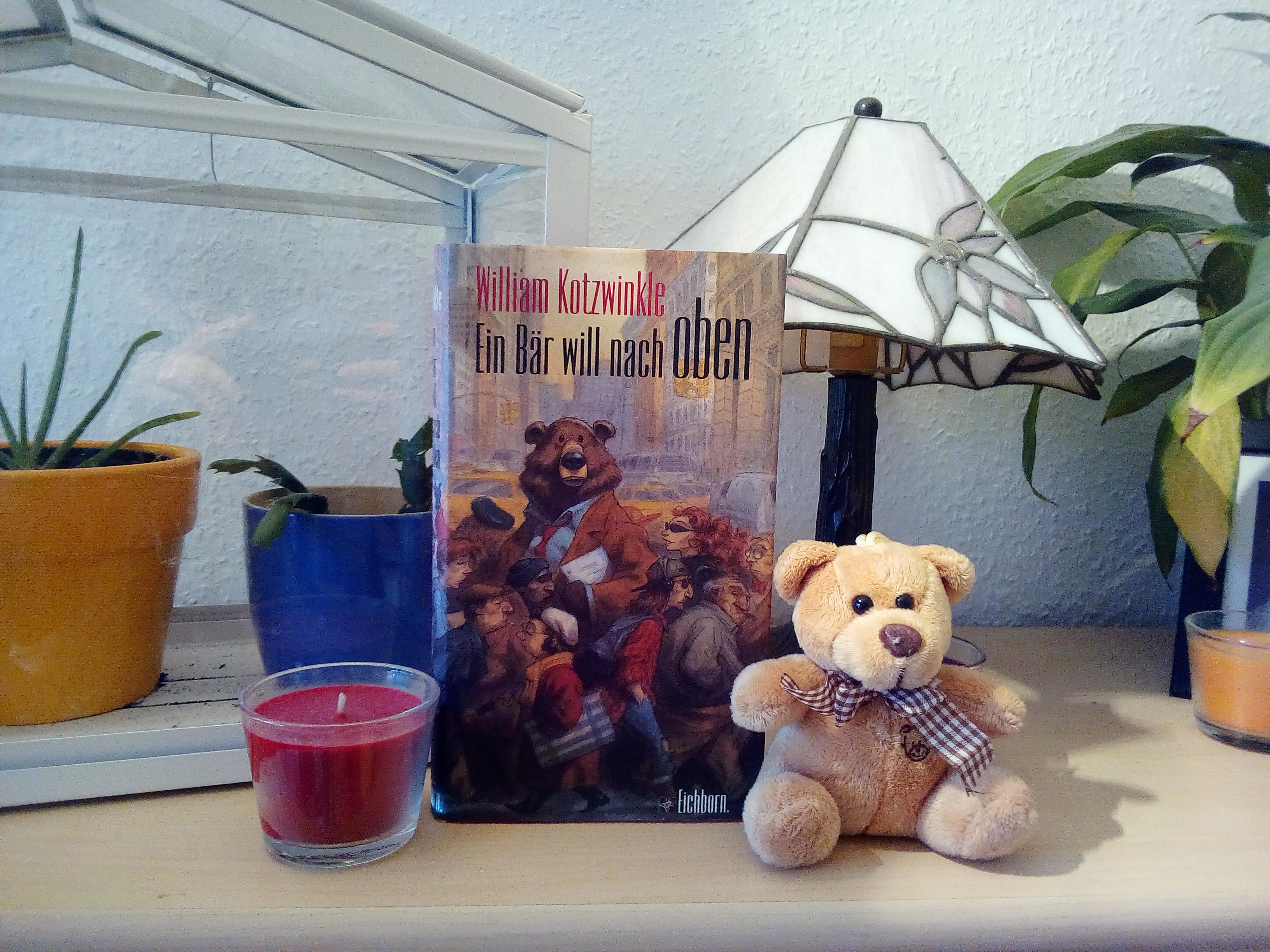 [BücherinBüchern] Der blinde Literaturbetrieb: "Ein Bär will nach oben" von William Kotzwinkle