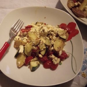 [Rezept] Kartoffelpfanne mit Zucchini, Tomate und Käse
